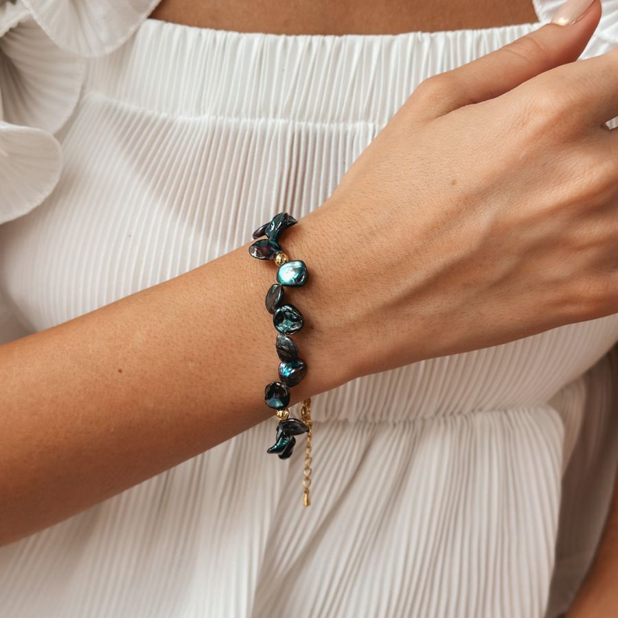 Bratara din aur Golden Lulu - Perle Keshi Negre - Indira