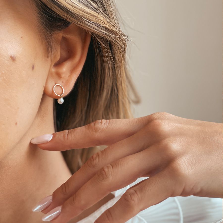 Cercei din aur Mini Studs - Perle naturale