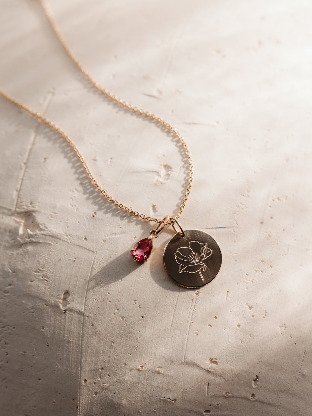 Pandantiv din aur Birthstone August - Peridot