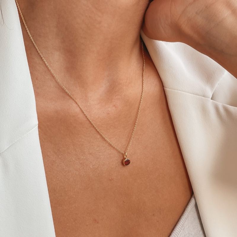 Colier din argint Birthstone Golden January - Granat