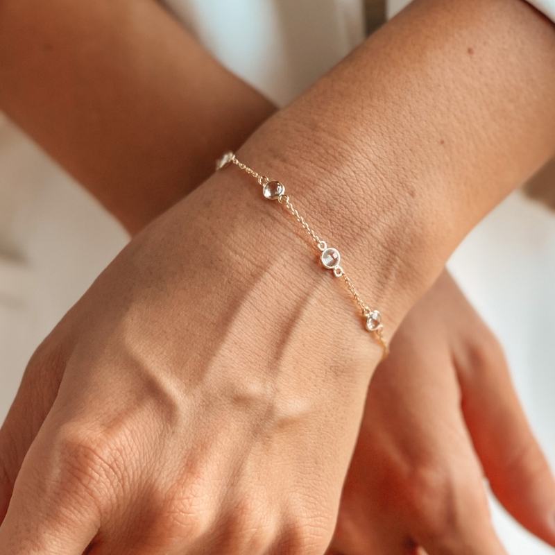 Birthstone Golden Ezüst Karkötő Április - Fehér Topáz - Indira