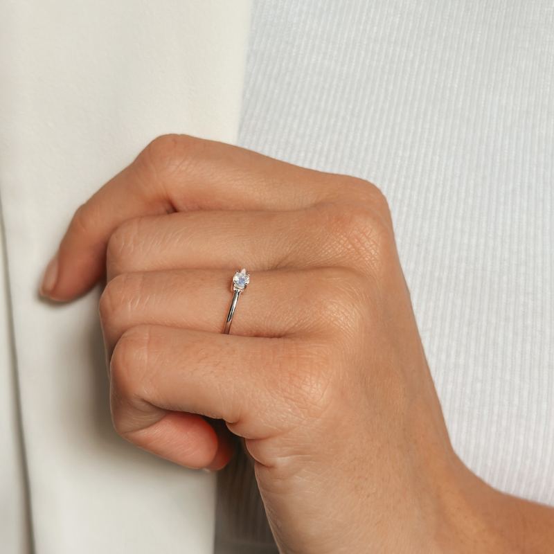 Inel din argint Birthstone June - Piatra Lunii