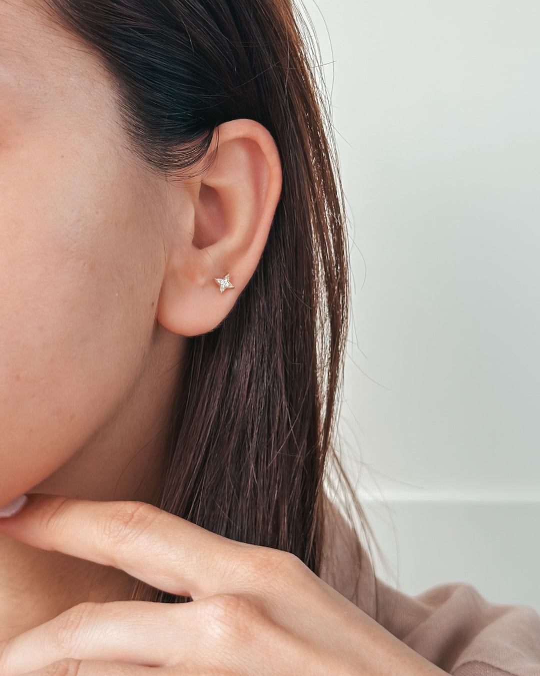 Cercei piercing labret din aur galben Shining Star - Zirconiu - Indira