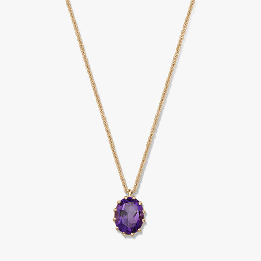 Gold-plated 925 silver necklace with an oval faceted amethyst pendant on a white background.