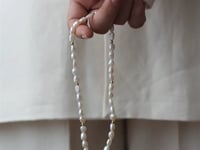 Golden Grace ezüst nyaklánc - Természetes gyöngyök